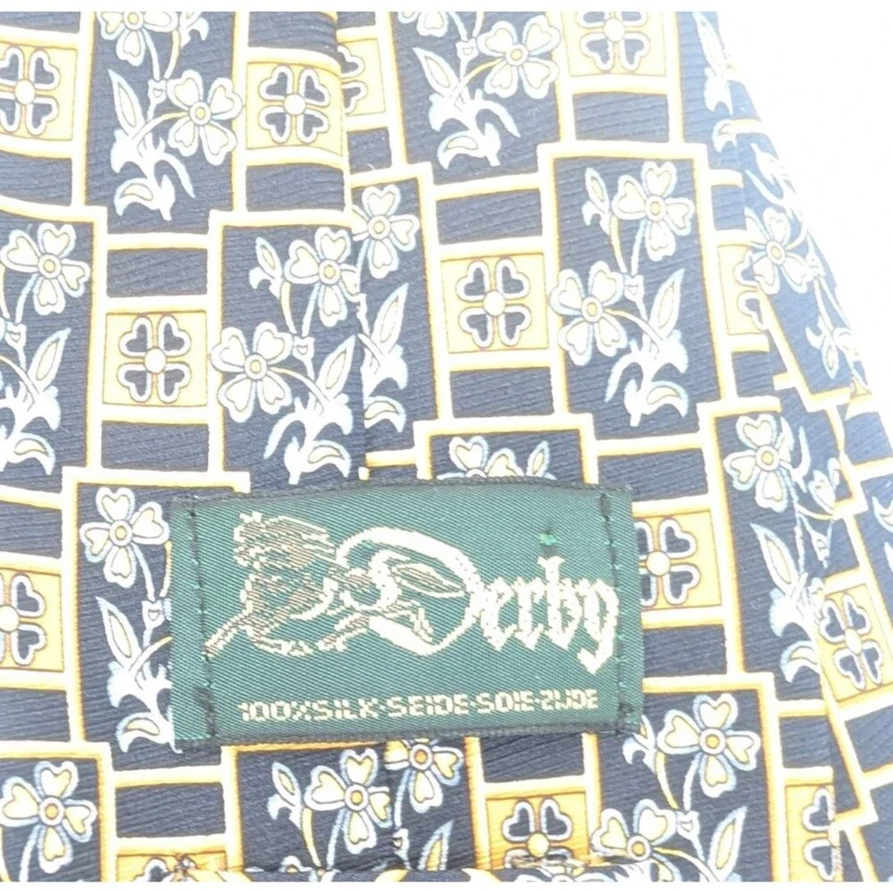 Derby Vintage 100% Silk Yellow Blue Daisy Floral Pattern Unique Tie